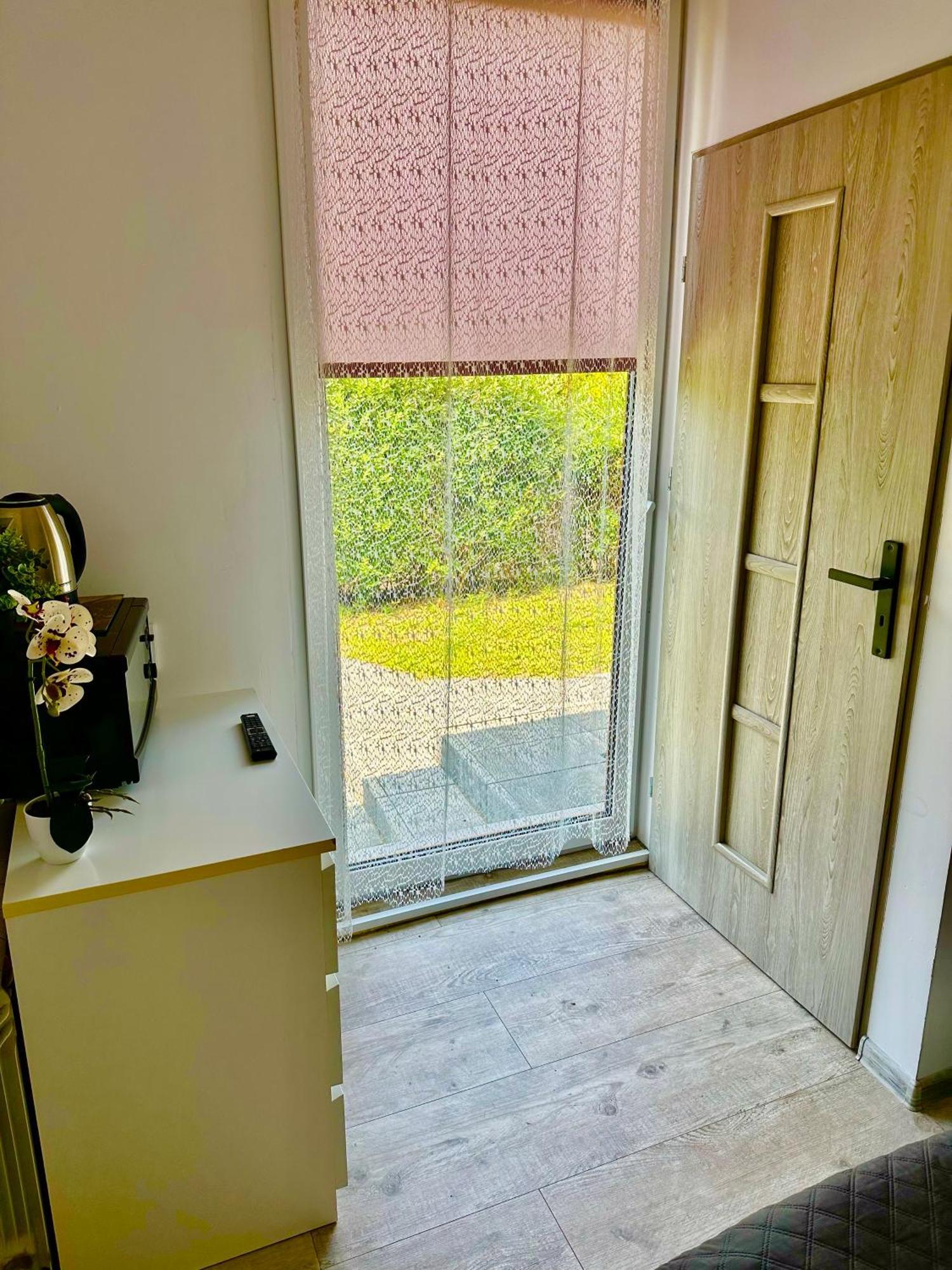 Apartament Nr 5 Lub 6 Przy Sali Kominkowej Przeczyce Exteriör bild