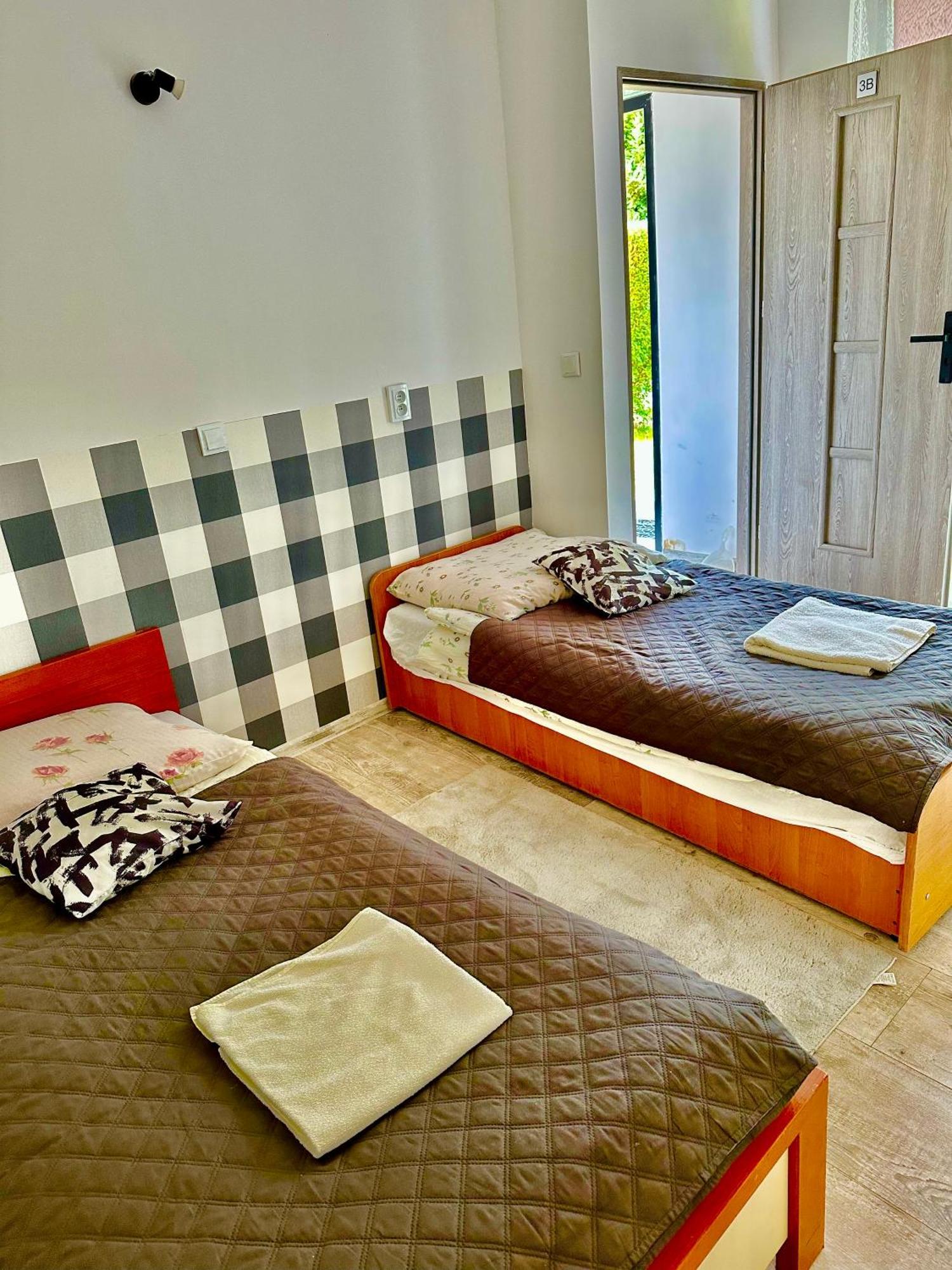 Apartament Nr 5 Lub 6 Przy Sali Kominkowej Przeczyce Exteriör bild