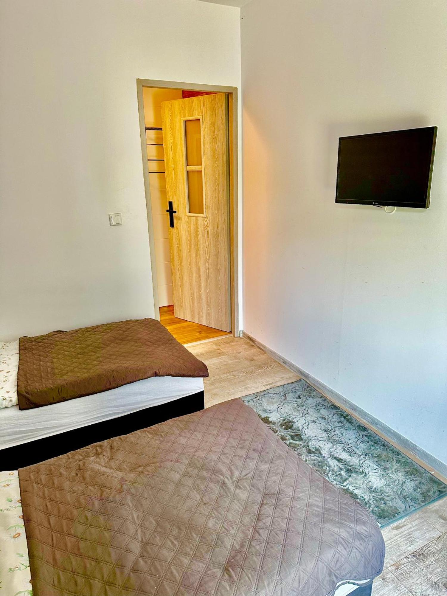 Apartament Nr 5 Lub 6 Przy Sali Kominkowej Przeczyce Exteriör bild